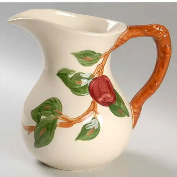 Apple Collection by Franciscan (USA Backstamp) 28 Ounce Pitcher - Picture 1 of 6